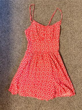 Hollister Red Mini Dress with White Daisy Print  SHORTS UNDER